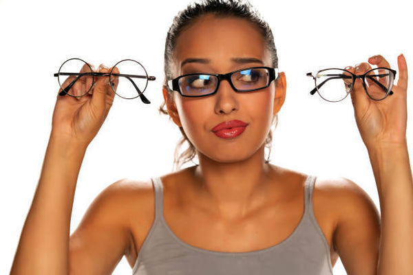 How to Choose Glasses for Different Occasions: From Work to Weekend