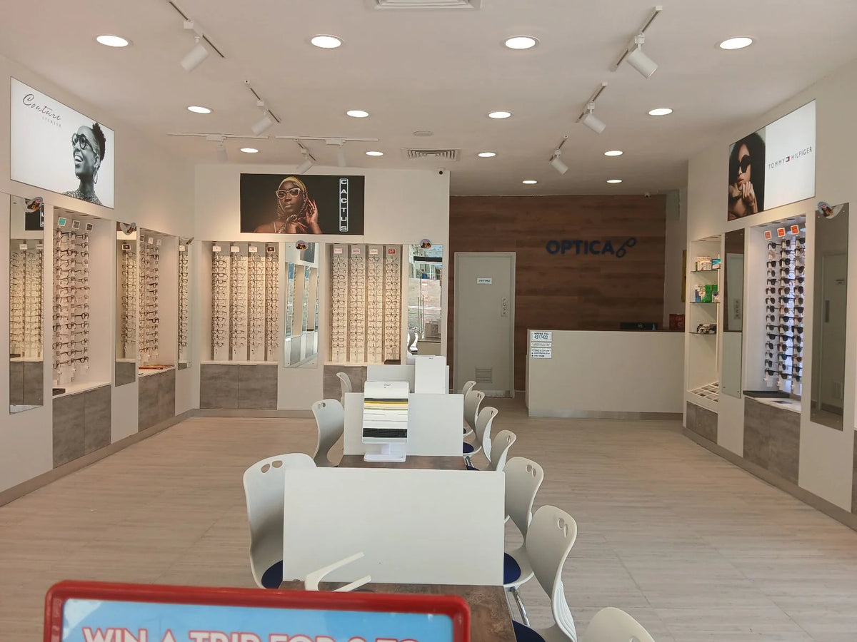 Optica -Runda Mall, Runda