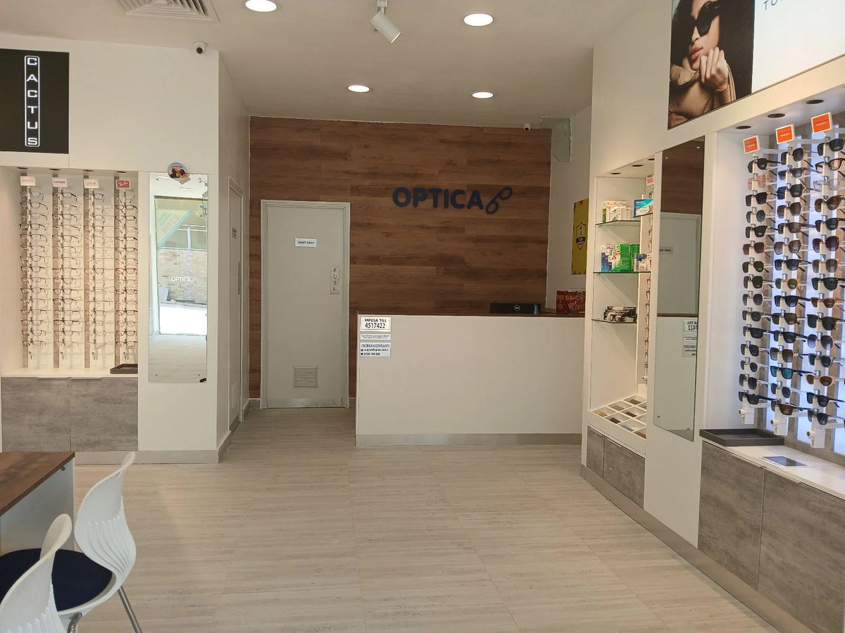 Optica -Runda Mall, Runda